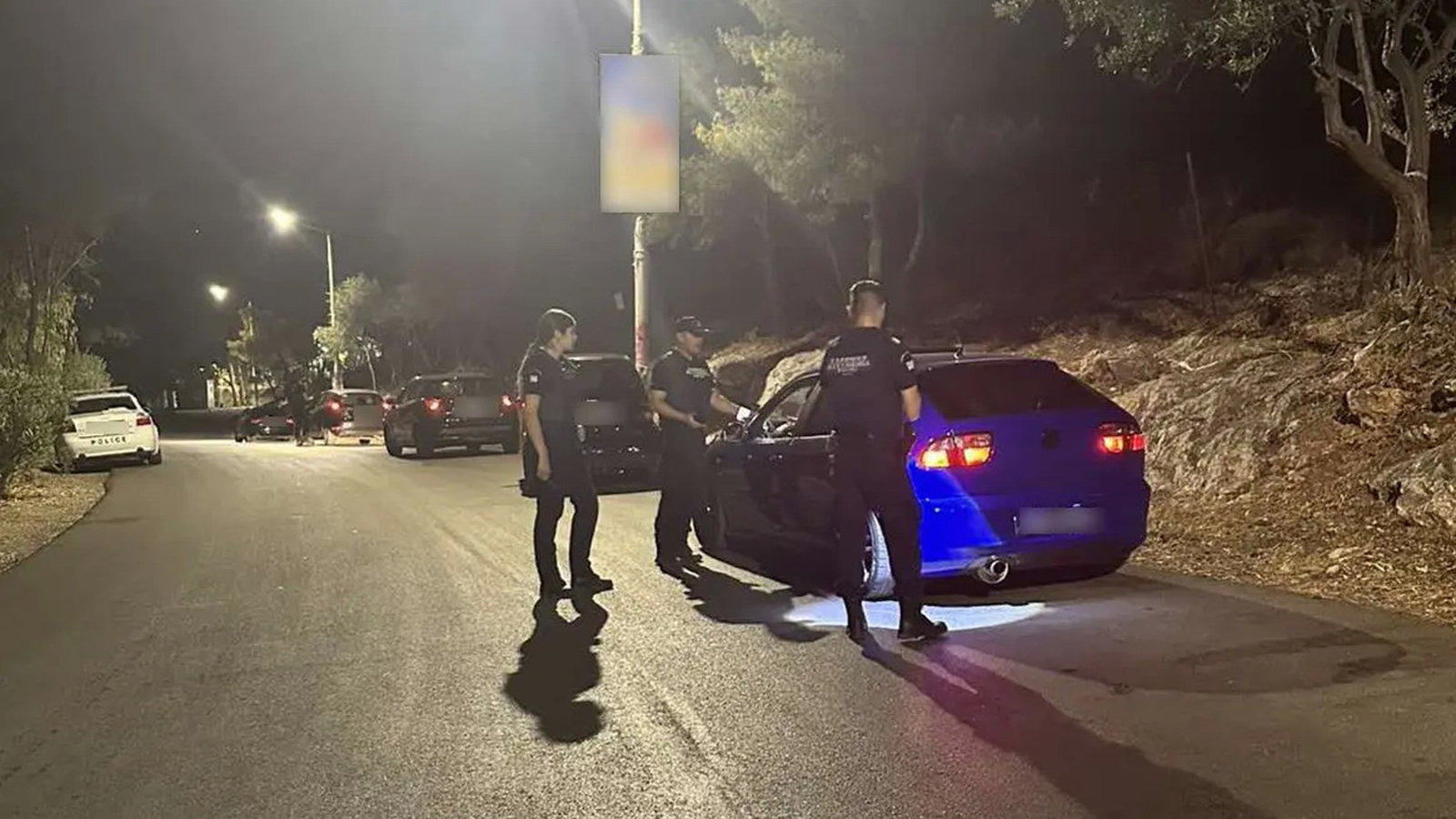 ΕΛ.ΑΣ: Έλεγχοι και STOP σε διανομείς χωρίς δίπλωμα σε Ίλιον-Πετρούπολη